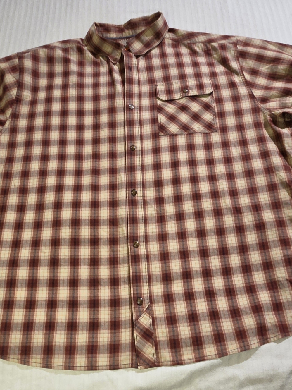 Mt Hardware Button Up Shirt Mens 2XL TALL Men's Red Plaid Button-Up Shirt
